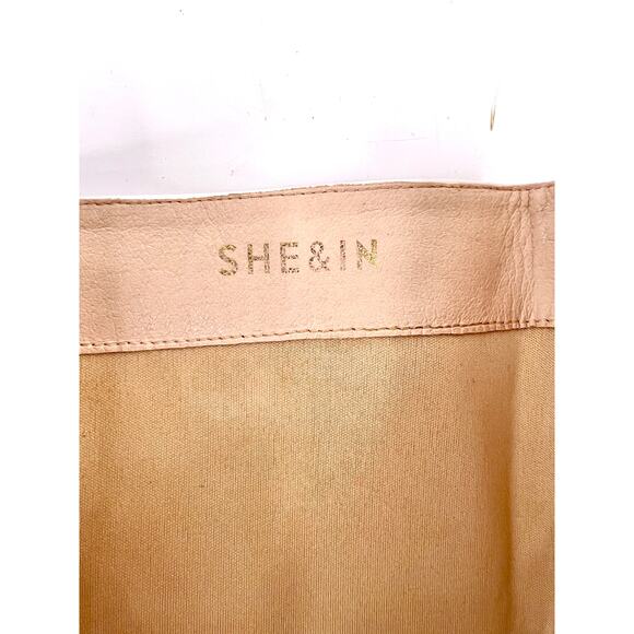 Shein Size 9 Elegant White Boots Crocodile Embossed Side Zipper Chunky 2.5 Heel - Picture 7 of 12